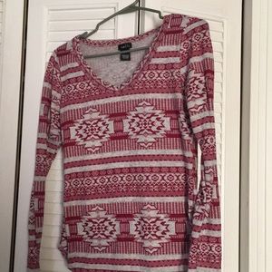 Rue 21, maroon and grey patterned t-shirt